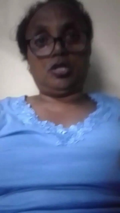 momsexy_xxx live cam on Cam4
