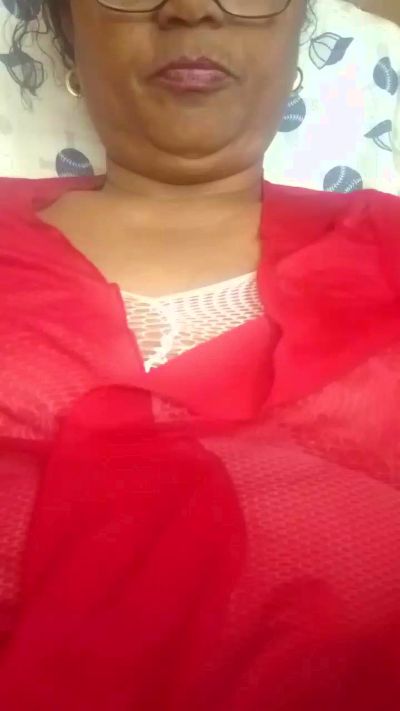 momsexy_xxx live cam on Cam4