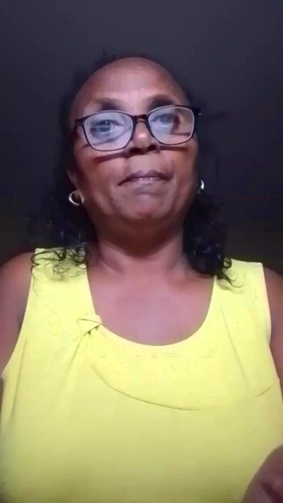 momsexy_xxx live cam on Cam4