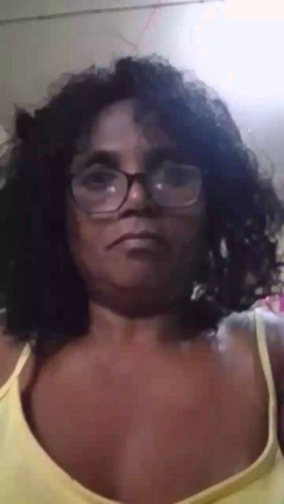 momsexy_xxx live cam on Cam4