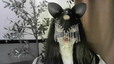 monahusn live cam on Cam4