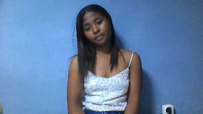 monamour1 live cam on Cam4