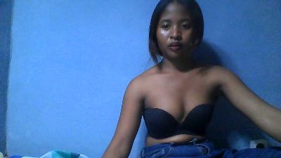 monamour1 live cam on Cam4
