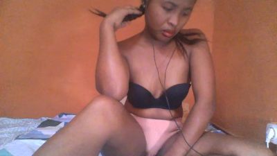 monamour1 live cam on Cam4