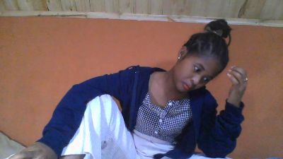 monamour1 live cam on Cam4