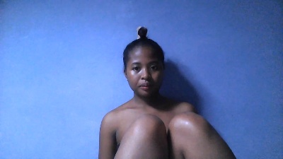 monamour1 live cam on Cam4