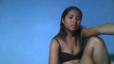 monamour1 live cam on Cam4