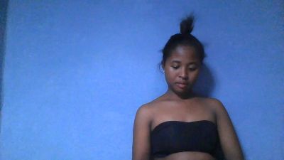 monamour1 live cam on Cam4