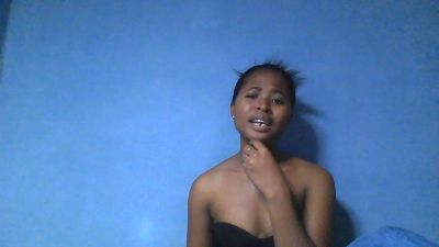 monamour1 live cam on Cam4