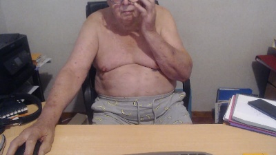 monculestavous live cam on Cam4