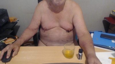 monculestavous live cam on Cam4