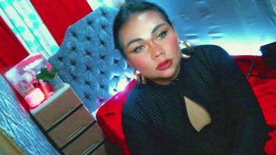 monica_willis live cam on Cam4