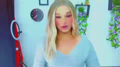 monserrat18 live cam on Cam4