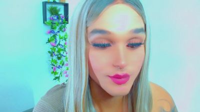 monserrat18 live cam on Cam4