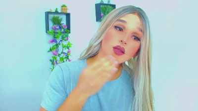 monserrat18 live cam on Cam4
