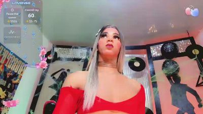 monserrat_x live cam on Cam4
