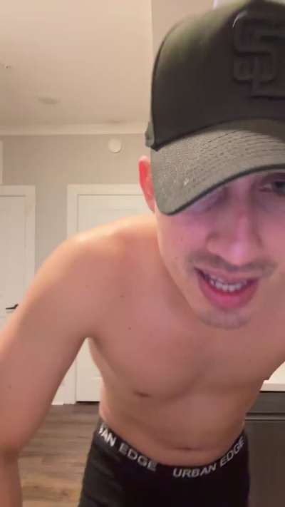 monster_big3 live cam on Cam4