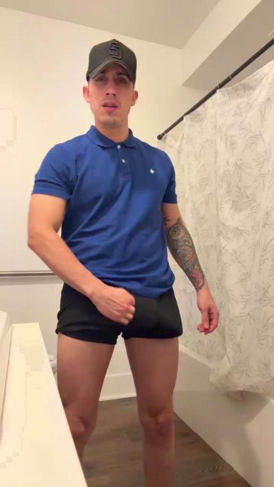 monster_big3 live cam on Cam4