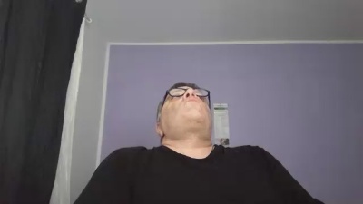 montecristo74 live cam on Cam4