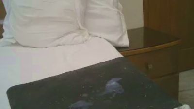 montylonelyhot live cam on Cam4