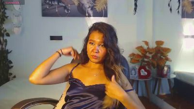 moon_solaris live cam on Cam4