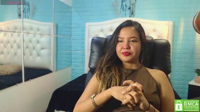 moon_solaris live cam on Cam4