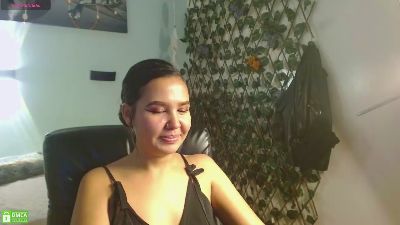 moon_solaris live cam on Cam4