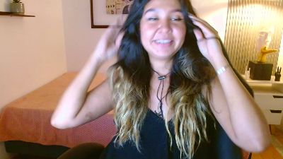 moon_solaris live cam on Cam4