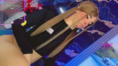 moon_sweet_ live cam on Cam4