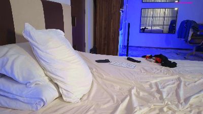 moonjoey live cam on Cam4