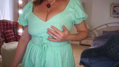 moonlight4u1 live cam on Cam4