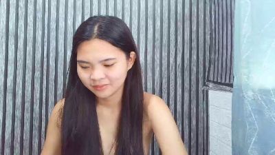 morebaby live cam on Cam4