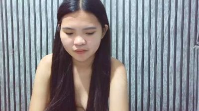 morebaby live cam on Cam4