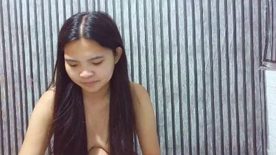 morebaby live cam on Cam4