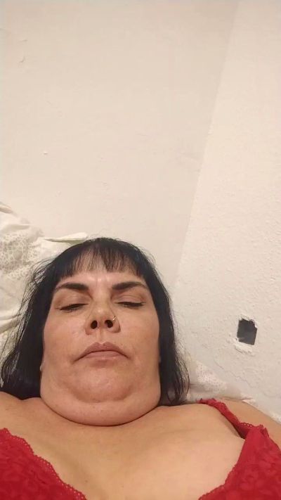 morenacurvysexy