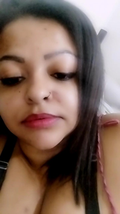 morenahot_hot2 live cam on Cam4