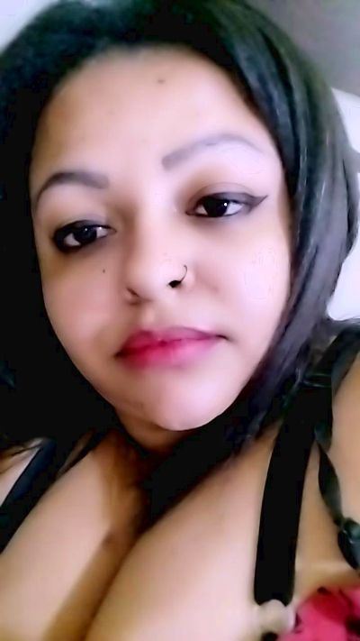 morenahot_hot2 live cam on Cam4