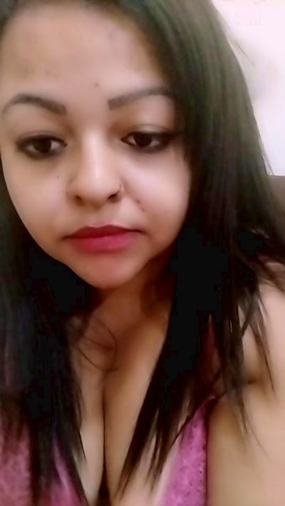 morenahot_hot2 live cam on Cam4