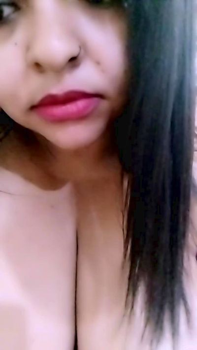 morenahot_hot2 live cam on Cam4