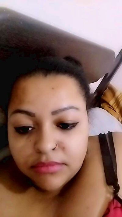 morenahot_hot2 live cam on Cam4
