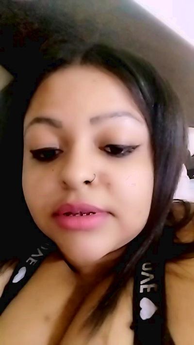 morenahot_hot2 live cam on Cam4