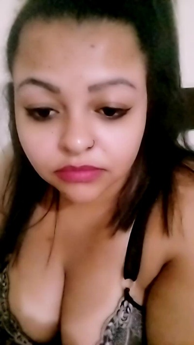 morenahot_hot2 live cam on Cam4