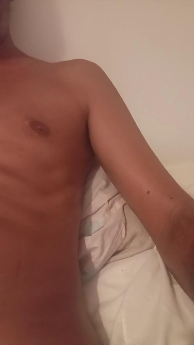 moreno2359 live cam on Cam4