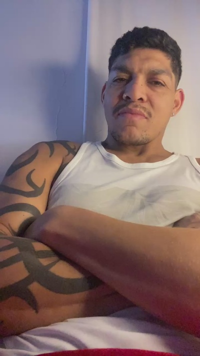 moreno23tatuado live cam on Cam4