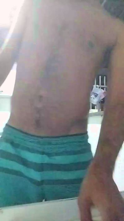 moreno_tropical live cam on Cam4