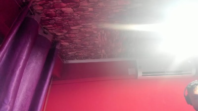 morenobarca8484 live cam on Cam4