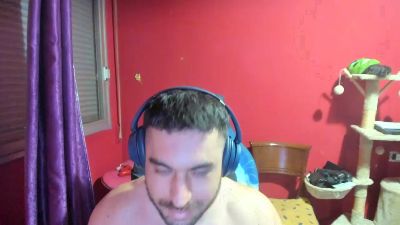 morenobarca8484 live cam on Cam4