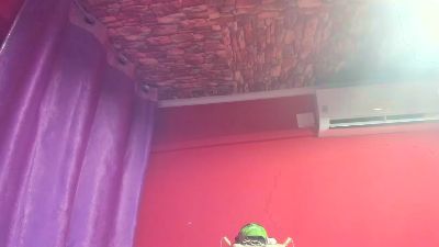 morenobarca8484 live cam on Cam4