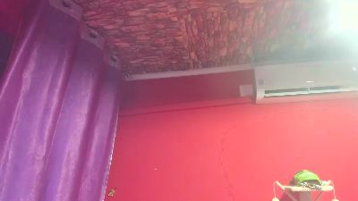 morenobarca8484 live cam on Cam4
