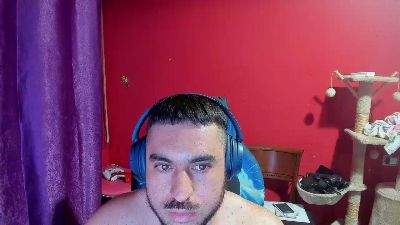 morenobarca8484 live cam on Cam4
